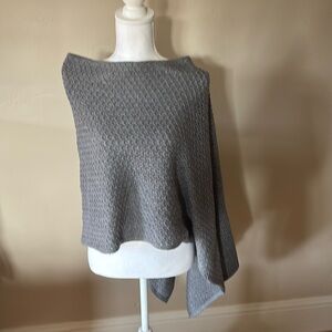 J Jill poncho. Can be worn so many ways!
One size